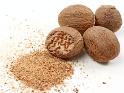 TRS Nutmegs 100g